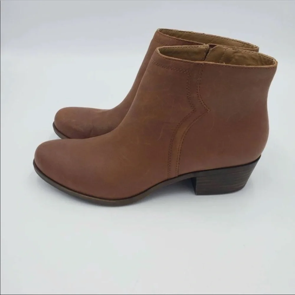 NWOT Lucky Brand LP-Balexa Ankle Booties